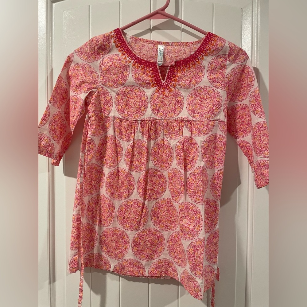 Pink girls top in pink